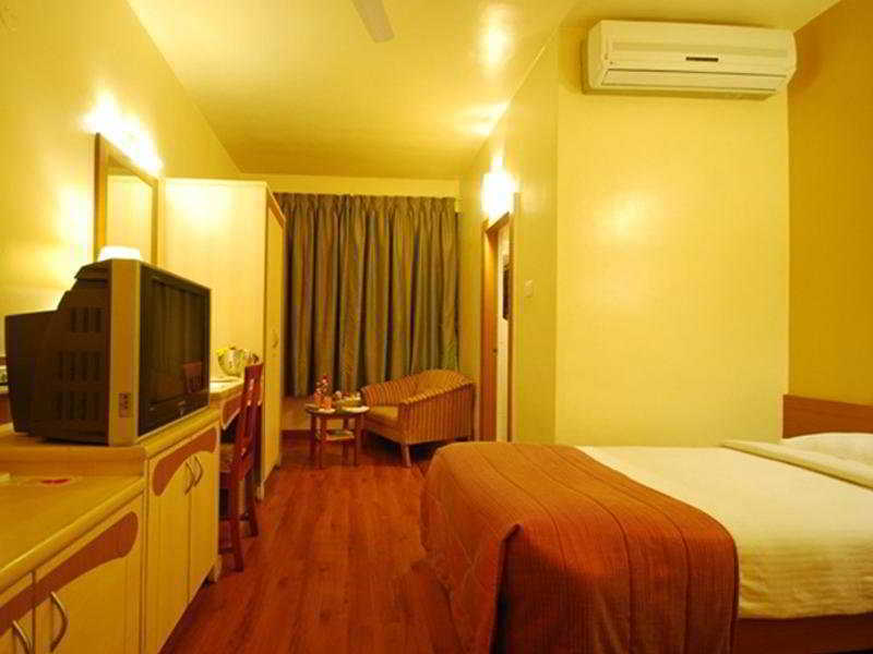 Hotel Park Central Koregaon Park プネ 部屋 写真