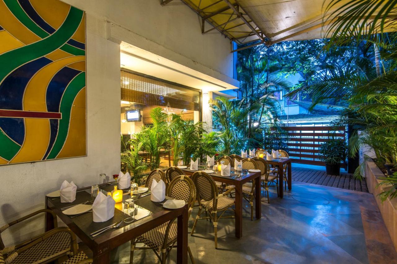 Hotel Park Central Koregaon Park プネ エクステリア 写真